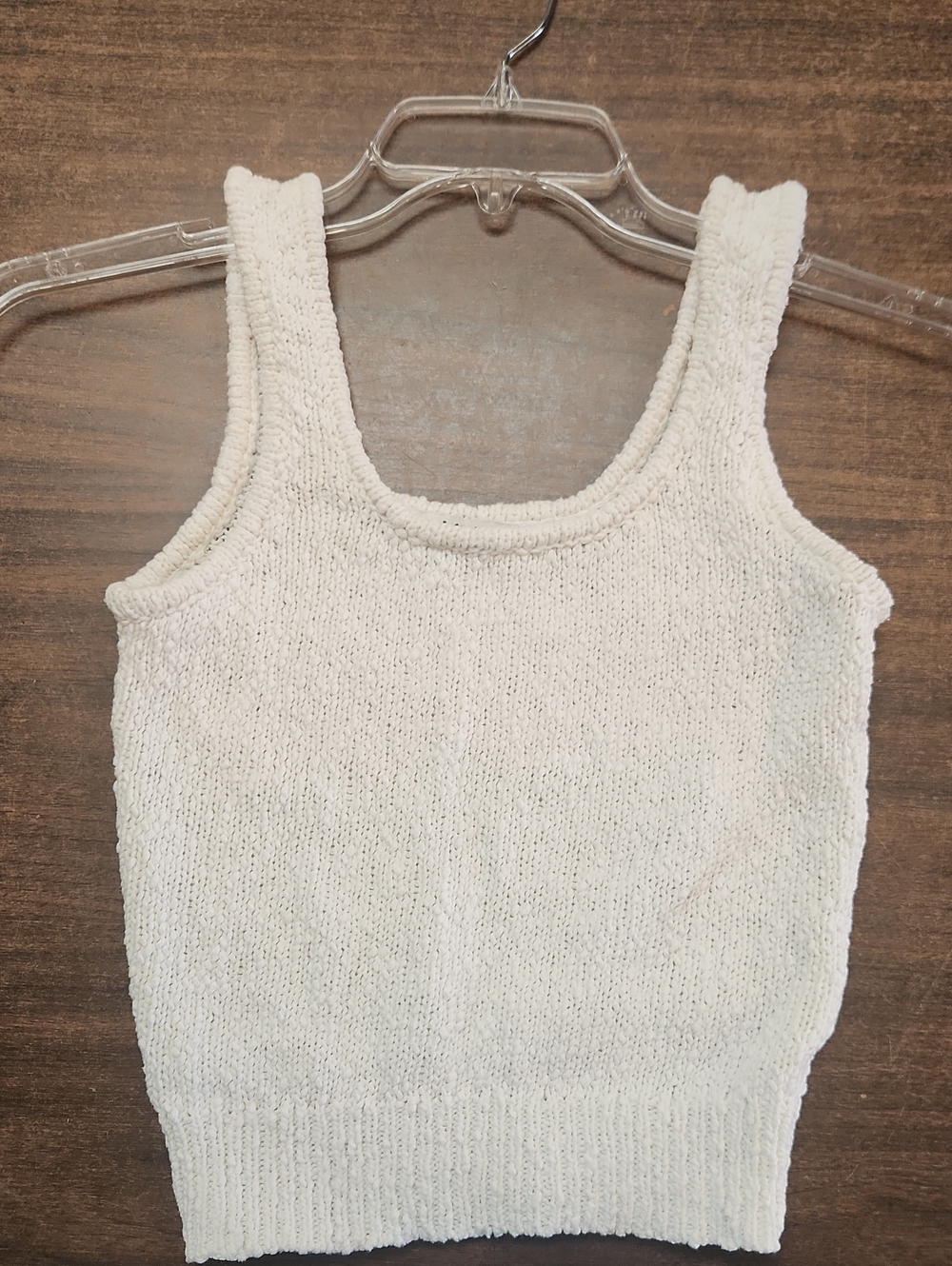 Astr Cream Textured Knit Tank Top Sleeveless Scoop Neck
